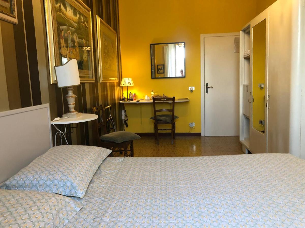 La Finestra Sul Fiume Bed & Breakfast Fossombrone Exterior photo