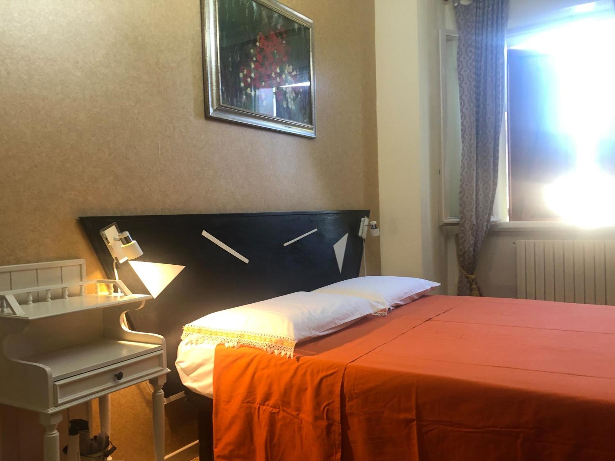 La Finestra Sul Fiume Bed & Breakfast Fossombrone Exterior photo